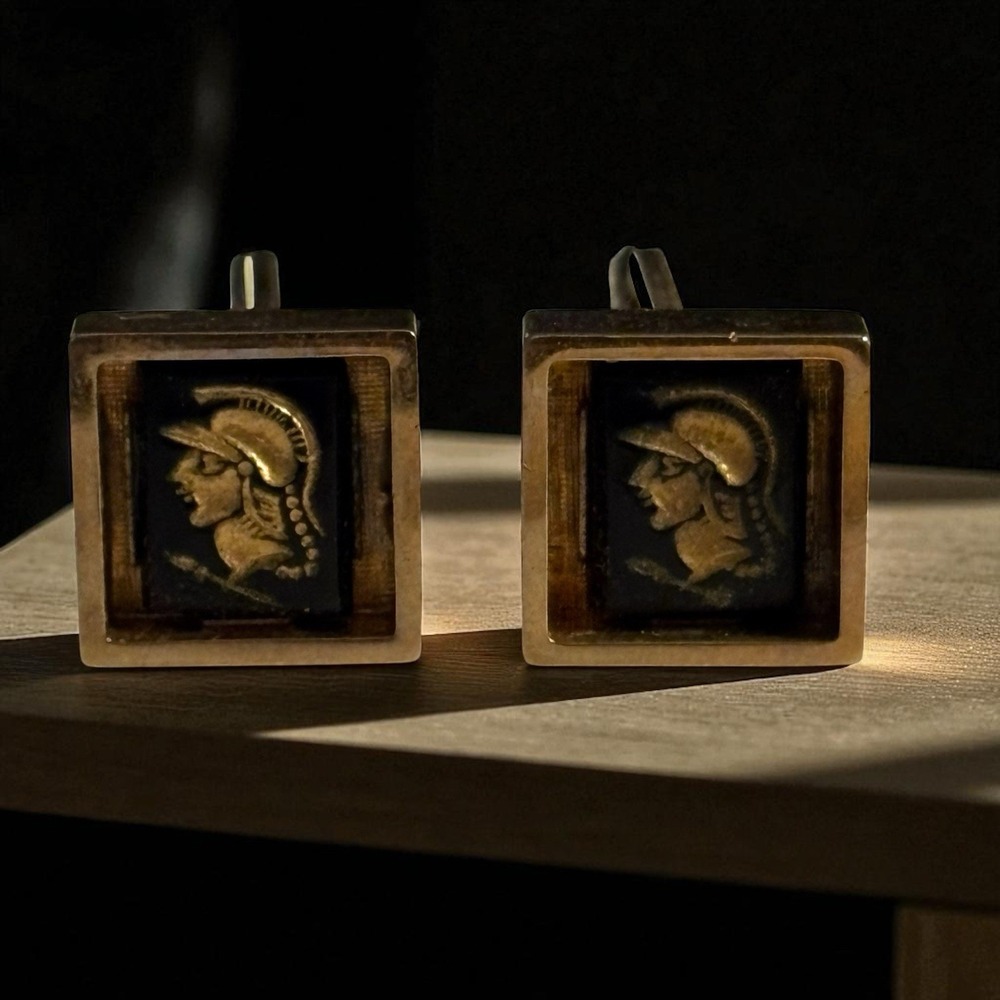 Vintage Cufflinks Roman‎ Trojan Greek Soldier Gold Tone Black Center Square